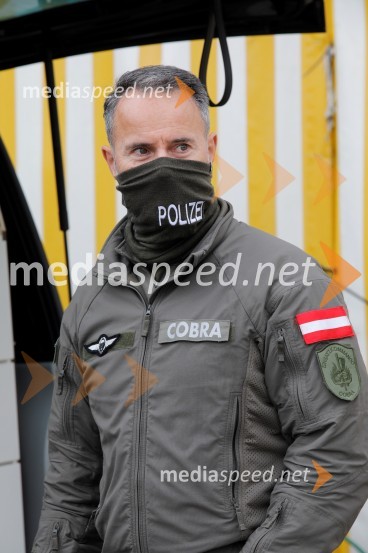 Policijski droni - skupna vaja slovenske in avstrijske policije