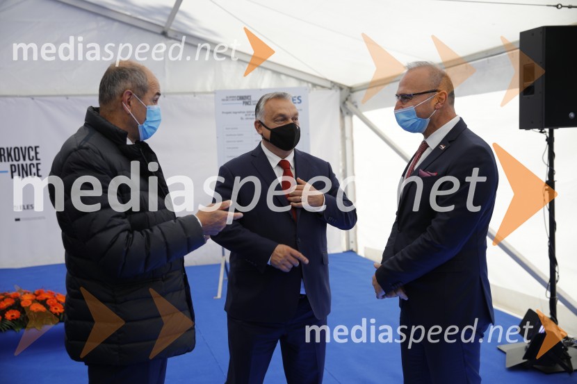  Janez Janša, predsednik vlade RS;  Viktor Orbán, predsednik madžarske vlade;  Gordan Grlić Radman, zunanji minister Vlade Republike HrvaškeOdprtje začetka izgradnje daljnovoda Cirkovce - Pince