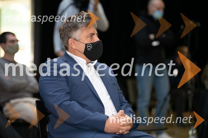 dr. Iztok Kramberger, Fakulteta za elektrotehniko, računalništvo in informatikoIzstrelitev prvih slovenskih satelitov, obeležitev v Noordung centru