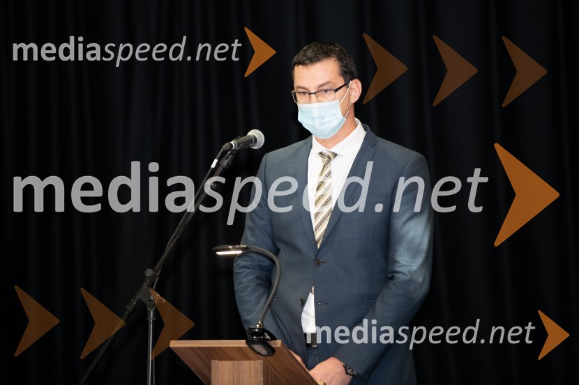 dr. Dominik Kobold, direktor Centra NoordungIzstrelitev prvih slovenskih satelitov, obeležitev v Noordung centru