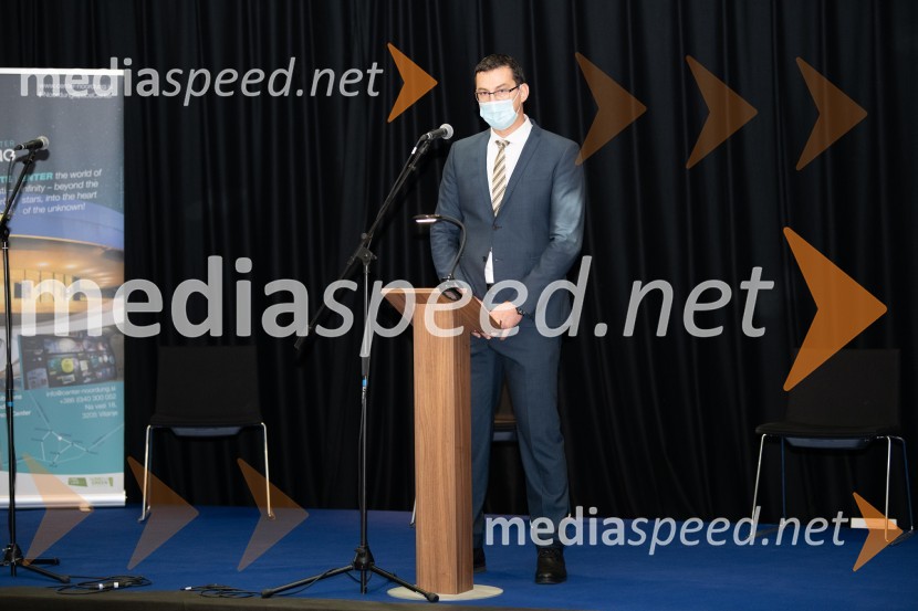 dr. Dominik Kobold, direktor Centra NoordungIzstrelitev prvih slovenskih satelitov, obeležitev v Noordung centru