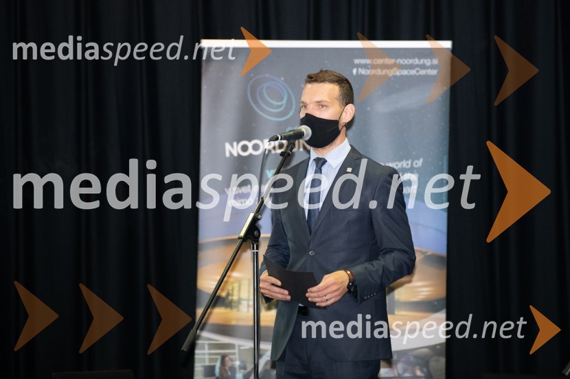  Aleš Ugovšek, GZSIzstrelitev prvih slovenskih satelitov, obeležitev v Noordung centru