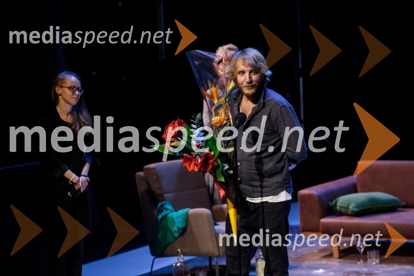  Maja Šučur;  Matej Puc, igralecTa obraz, premiera drame