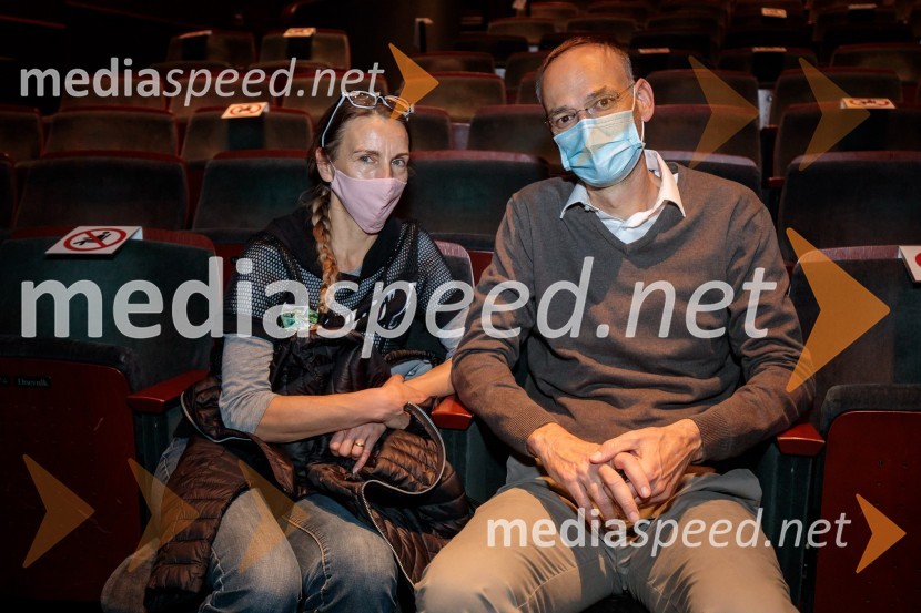  Mojca Salkič;  Aleksander Salkič, svetovalec predsednika uprave Petrol d.d.Ta obraz, premiera drame