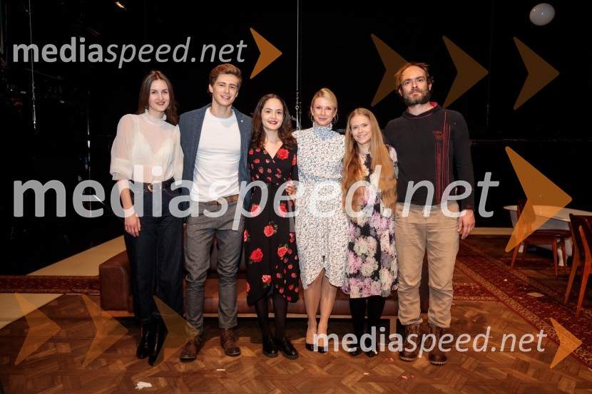  Lucija Harum, igralka;  Matej Zemljič, igralec;  Lara Wolf Završnik, igralka;  Tjaša  Železnik, igralka;  Ana Pavlin, igralka;  Gregor Gruden, igralecTa obraz, premiera drame