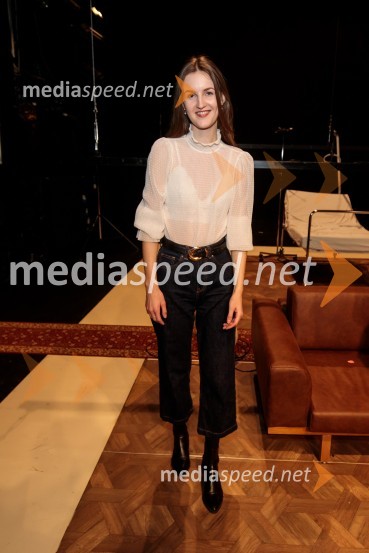  Lucija Harum, igralkaTa obraz, premiera drame