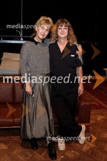  Barbara Hieng Samobor, direktorica in umetniška vodja MGL;  Tijana Zinajić, režiserkaTa obraz, premiera drame