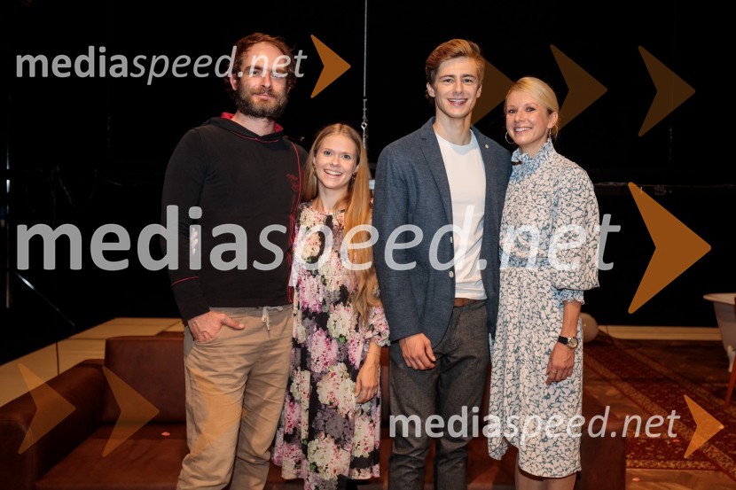  Gregor Gruden, igralec;  Ana Pavlin, igralka;  Matej Zemljič, igralec;  Tjaša  Železnik, igralkaTa obraz, premiera drame