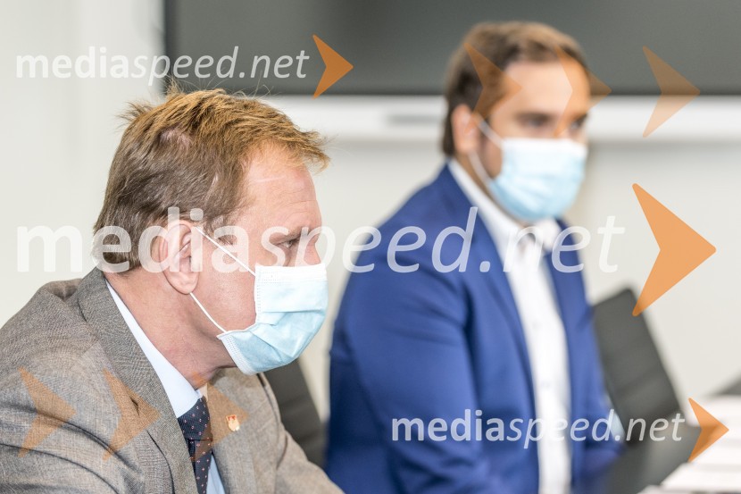 dr. Samo Peter Medved,  podžupan, Mestna občina Maribor ;  Uroš Rozman, direktor, MRATiskovna konferenca o razvoju Pohorja