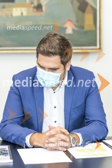  Uroš Rozman, direktor, MRATiskovna konferenca o razvoju Pohorja