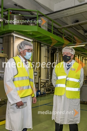  Christof  Vollstedt, direktor Henkel Maribor;  Zdravko Počivalšek, minister za gospodarski razvoj in tehnologijoMinister Zdravko Počivalšek obiskal Henkel v Mariboru