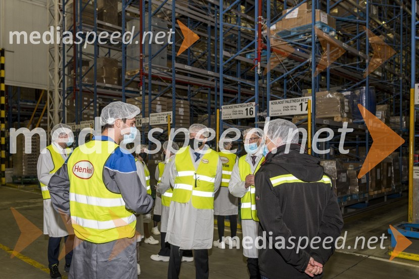 Minister Zdravko Počivalšek obiskal Henkel v Mariboru