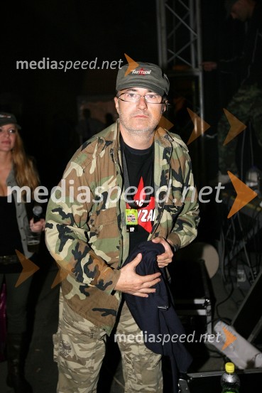 Aleš Klinar, član skupine Rock PartyzaniGremo na prvi rok, koncert Univerze v Mariboru