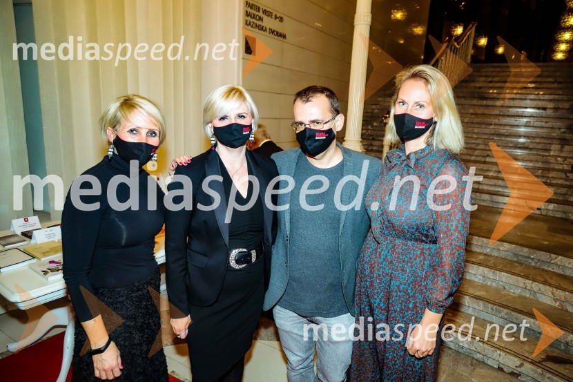  Anja  Žižek, marketing SNG Maribor;  Darja Čižek, marketing SNG Maribor;  Alan Kavčič, predstavnik za odnose z javnostmi SNG Maribor;  Mateja Kožuh, producentka Opere in Baleta SNG Maribor, akordeonistkaPodelitev Borštnikovega prstana Petru Boštjančiču, 55. Borštnikovo srečanje