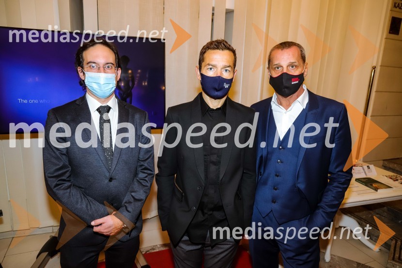  Simon Krečič, umetniški direktor Opere SNG Maribor;  Aleš Novak, umetniški direktor Festivala Borštnikovo srečanje;  Danilo Rošker, direktor SNG MariborPodelitev Borštnikovega prstana Petru Boštjančiču, 55. Borštnikovo srečanje