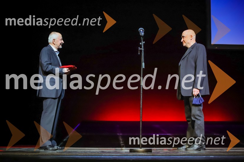  Peter Ternovšek, igralec;  Peter Boštjančič, igralecPodelitev Borštnikovega prstana Petru Boštjančiču, 55. Borštnikovo srečanje