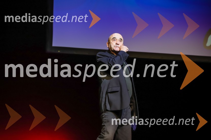  Peter Boštjančič, igralecPodelitev Borštnikovega prstana Petru Boštjančiču, 55. Borštnikovo srečanje