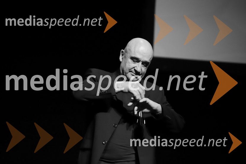  Peter Boštjančič, igralecPodelitev Borštnikovega prstana Petru Boštjančiču, 55. Borštnikovo srečanje