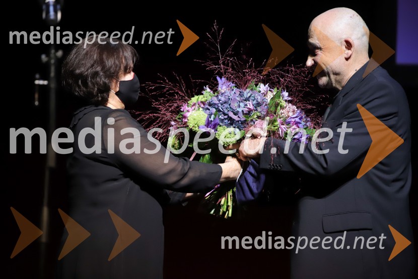  Irena Varga, igralka;  Peter Boštjančič, igralecPodelitev Borštnikovega prstana Petru Boštjančiču, 55. Borštnikovo srečanje