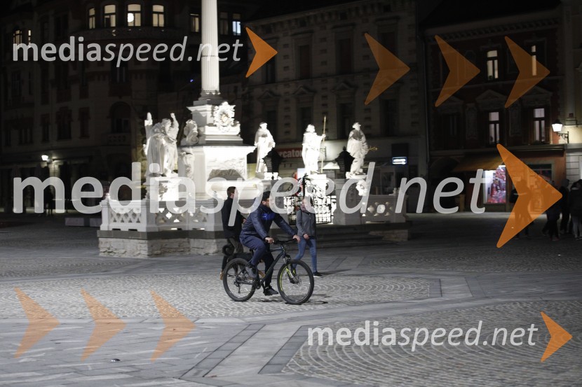 Protesti proti policijski uri v Mariboru