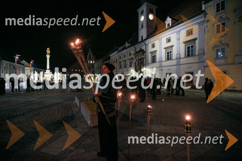 Protesti proti policijski uri v Mariboru