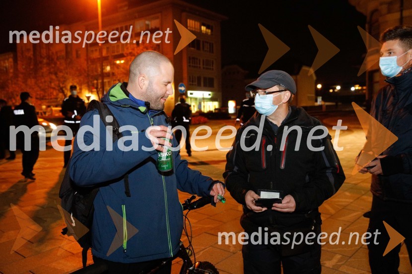 Protesti proti policijski uri v Mariboru