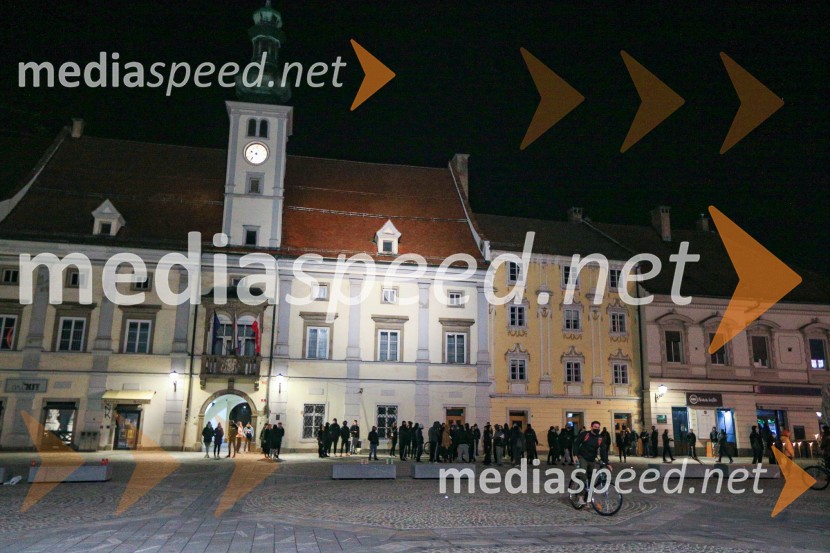 Protesti proti policijski uri v Mariboru