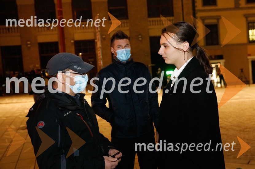 Protesti proti policijski uri v Mariboru