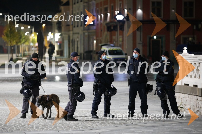 Protesti proti policijski uri v Mariboru
