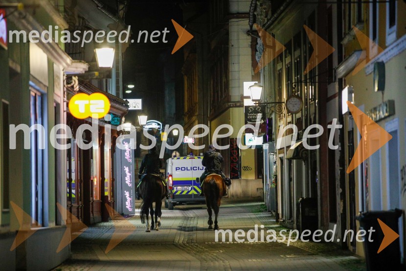 Protesti proti policijski uri v Mariboru