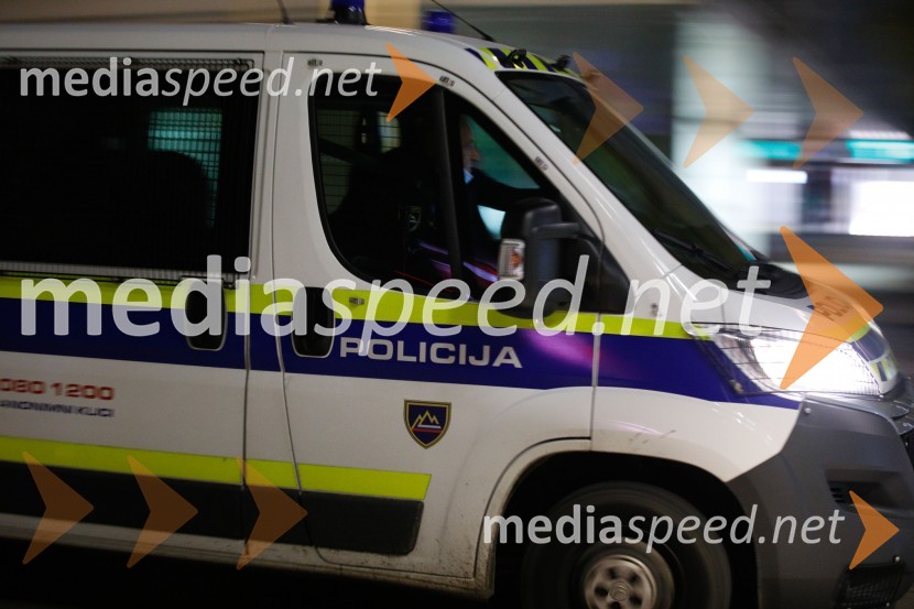 Protesti proti policijski uri v Mariboru