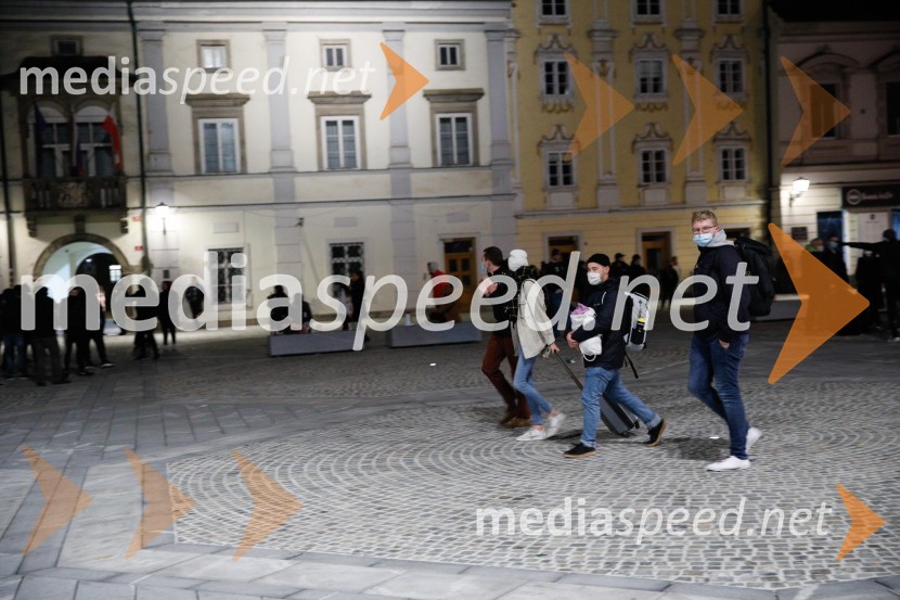 Protesti proti policijski uri v Mariboru