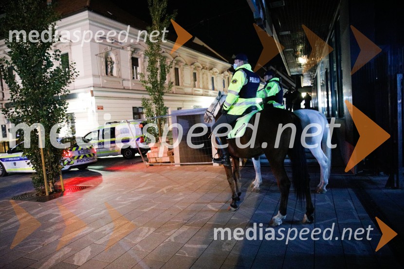 Drugi dan protestov proti policijski uri