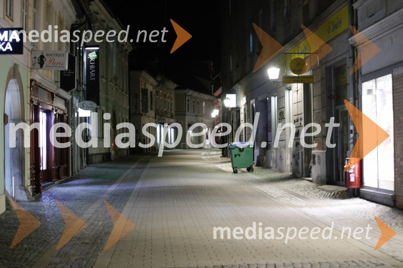 Drugi dan protestov proti policijski uri