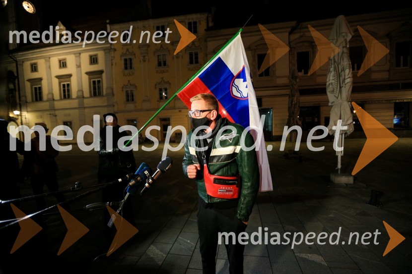 Drugi dan protestov proti policijski uri