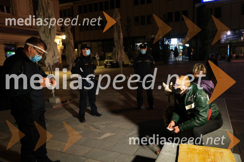 Drugi dan protestov proti policijski uri