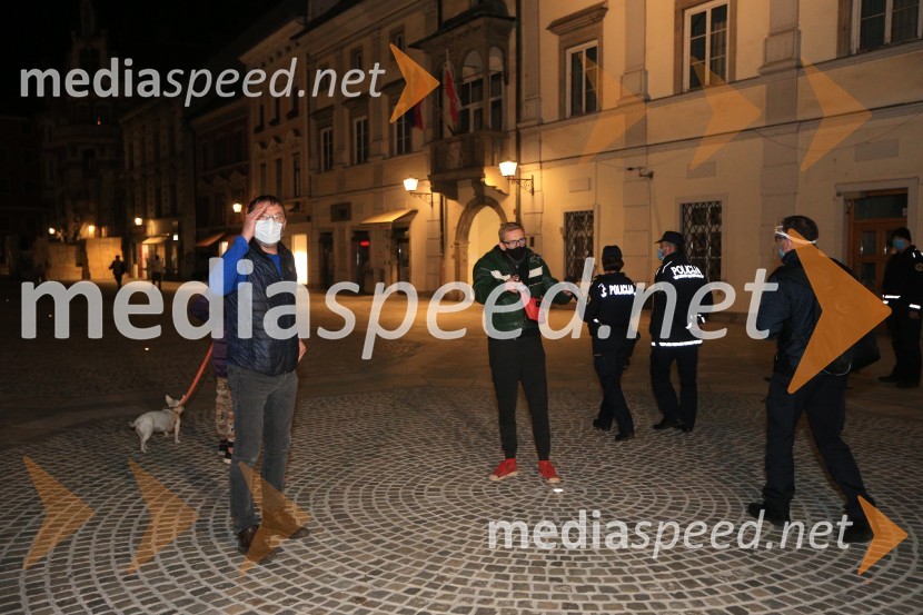 Drugi dan protestov proti policijski uri