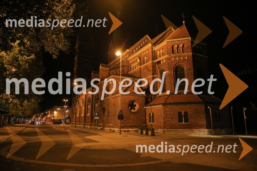 Drugi dan protestov proti policijski uri