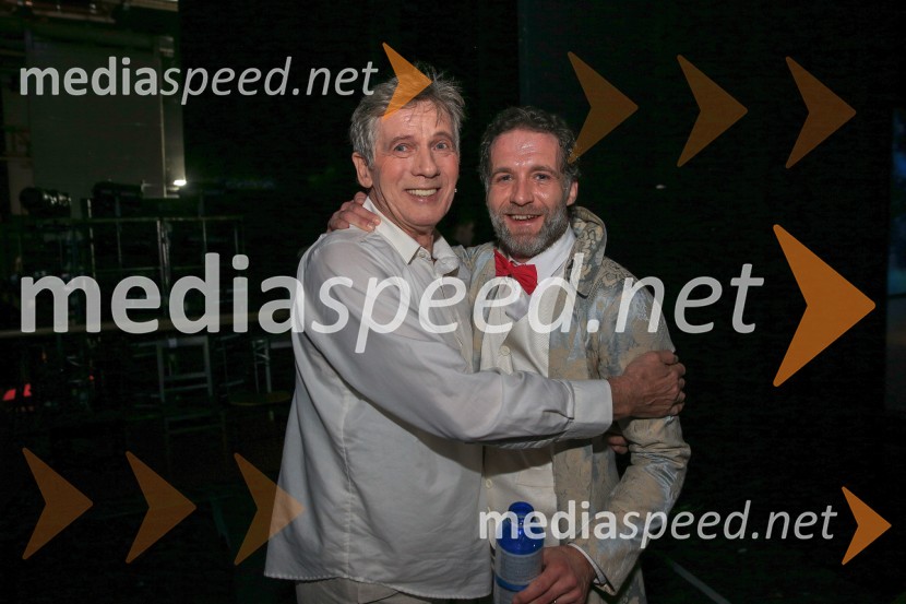  Bojan Maroševič, igralec;  Tiberiu Marta, baletni plesalecNanine pesmi, backstage snemanja predstave v SNG Maribor