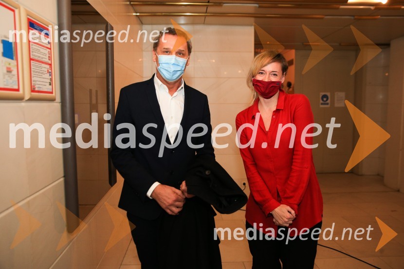  Danilo Rošker, direktor SNG Maribor;  Valentina Turcu, koreografinja in baletna solistkaNanine pesmi, backstage snemanja predstave v SNG Maribor