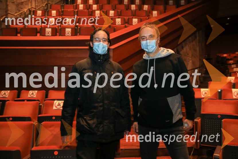  Simon Krečič, umetniški direktor Opere SNG Maribor;  Jani Hace, glasbenikNanine pesmi, backstage snemanja predstave v SNG Maribor
