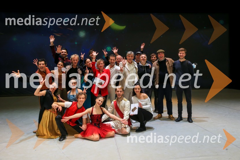 Nanine pesmi, backstage snemanja predstave v SNG Maribor