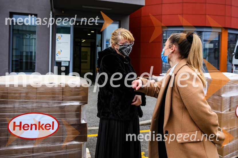  mag. soc. del., spec. Marjana Bravc, direktorica Centra za socialno delo Maribor ;  Julija Lojen Baltič, specialistka za komuniciranje, Henkel MariborHenkel predstavil prvi električni dostavnik in doniral CSD Maribor
