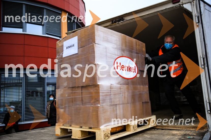 Henkel predstavil prvi električni dostavnik in doniral CSD Maribor