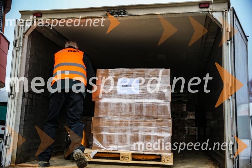 Henkel predstavil prvi električni dostavnik in doniral CSD Maribor