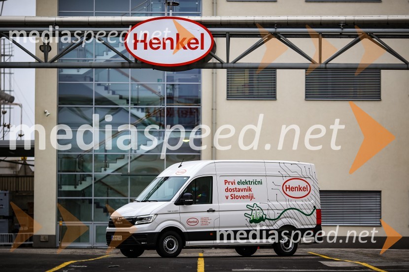 MAN e-TGE, prvi električni dostavnik v Sloveniji, pri Henkel MariborHenkel predstavil prvi električni dostavnik in doniral CSD Maribor