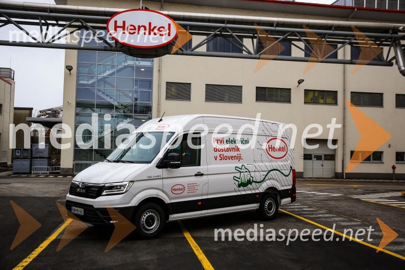 MAN e-TGE, prvi električni dostavnik v Sloveniji, pri Henkel MariborHenkel predstavil prvi električni dostavnik in doniral CSD Maribor