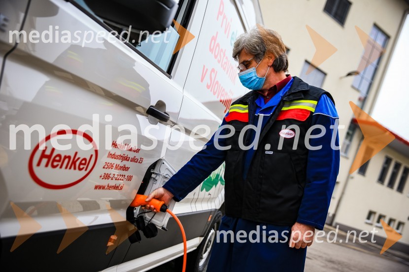 MAN e-TGE, prvi električni dostavnik v Sloveniji, pri Henkel MariborHenkel predstavil prvi električni dostavnik in doniral CSD Maribor