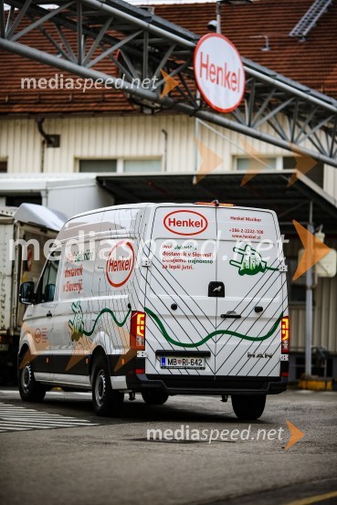 Henkel predstavil prvi električni dostavnik in doniral CSD Maribor