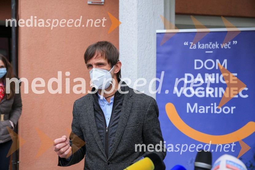 mag. Marko Slavič, direktor Doma Danice VogrinecV Sloveniji pričetek cepljenja proti novemu korona virusu Covid19